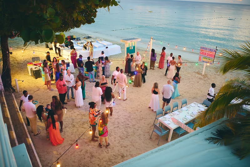 ANNUAL CHEF DINNER ON THE BEACH SERIES